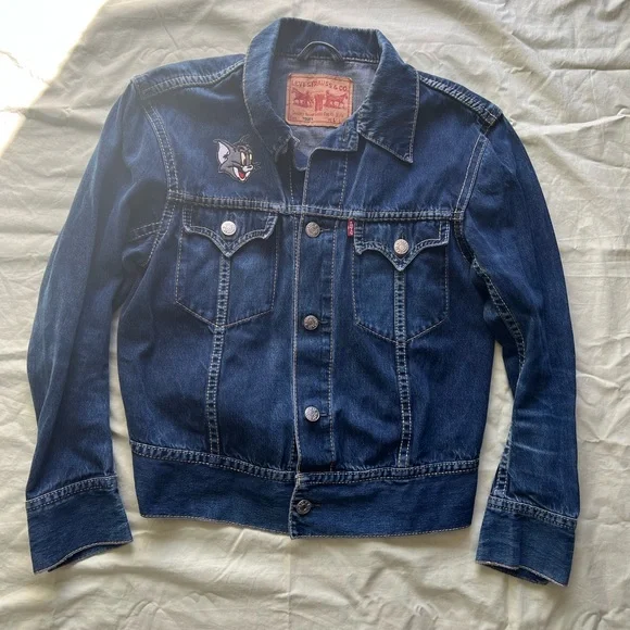 Levi s Jackets Coats Levis Strauss Co Size L Jacket 0 Cotton 70901 Long Sleeve Denim Tom Jerry Poshmark